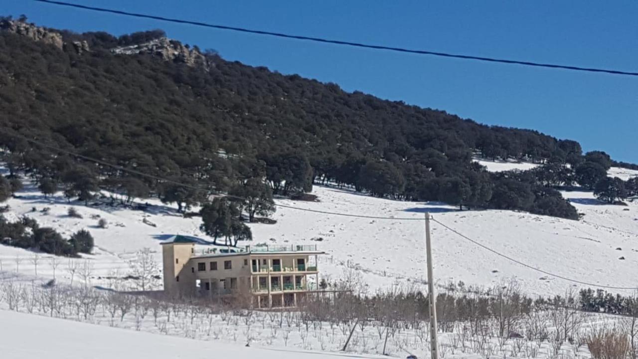 Le Chene D'Azrou Otel Dış mekan fotoğraf